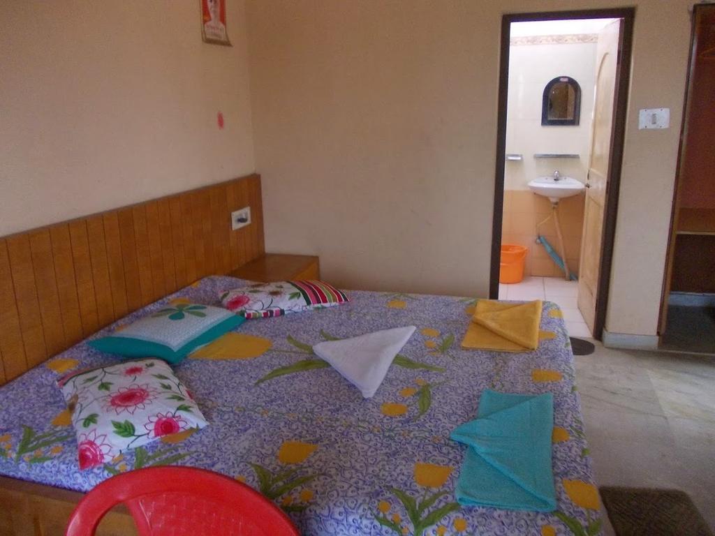 Rishaan Guest House Puri Δωμάτιο φωτογραφία